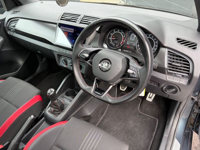 Image for 2021 Skoda Fabia MONTE CARLO 1.0tsi 95HP 5DR