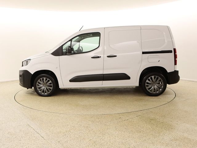 Image for 2022 Peugeot Partner 