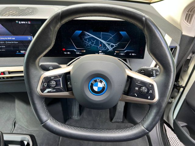 Image for 2022 BMW iX SPORT XDRIVE40 76.6KWH ** HIGH SPEC ** // LOW MILEAGE // HAMRAN/KARDON // 360 PARKING CAMERAS 