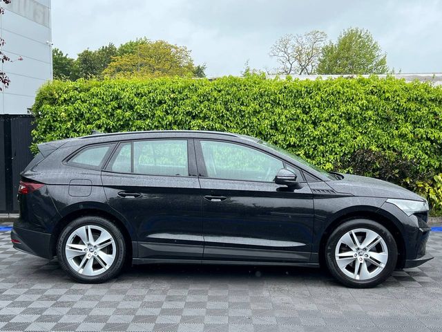 Image for 2022 Skoda Enyaq IV 60 // OPENING PAN ROOF // LEATHER INTERIOR // PARKING SENSORS