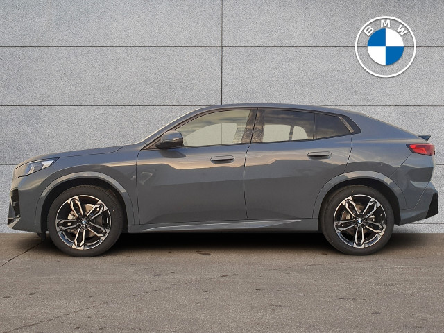 Image for 2026 BMW iX2 eDrive20 M Sport