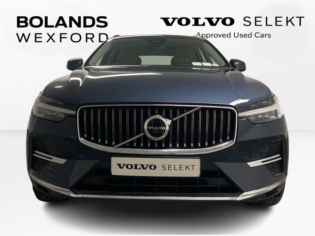 Image for 2022 Volvo XC60 Denim Blue Plus Diesel mild hybrid