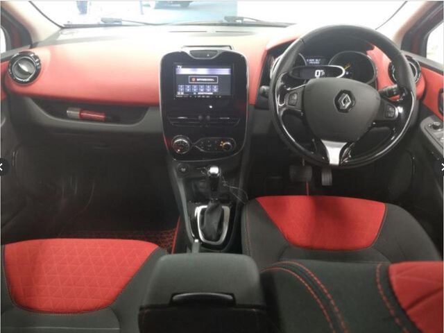 Image for 2015 Renault Clio 1.2 Clio bright Red with matching interior trim , 2015 model arriving in December .