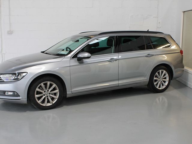 Image for 2019 Volkswagen Passat EST CL 2.0tdi M6F 150HP 5DR