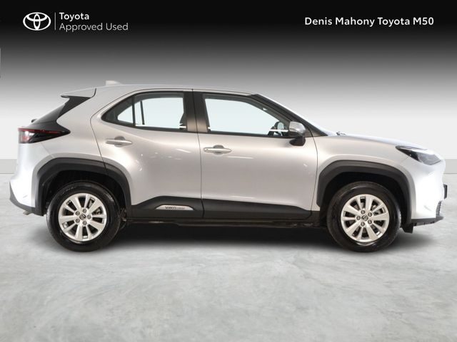 Image for 2025 Toyota Yaris Cross Hybrid Luna Auto