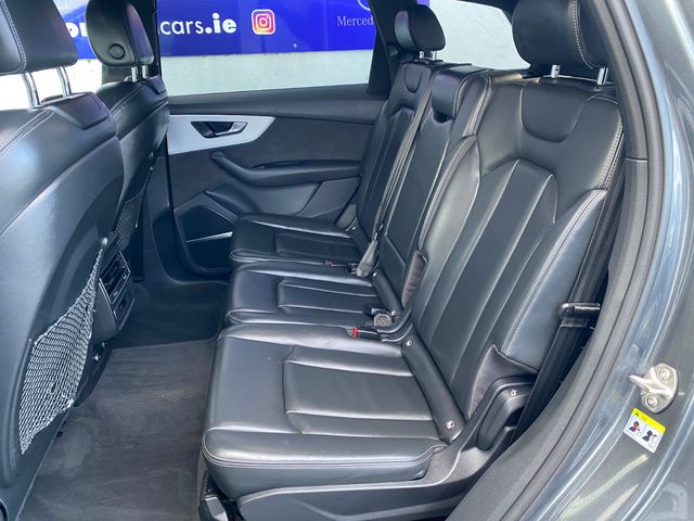 Image for 2021 Audi Q7 55 TFSI e S Line