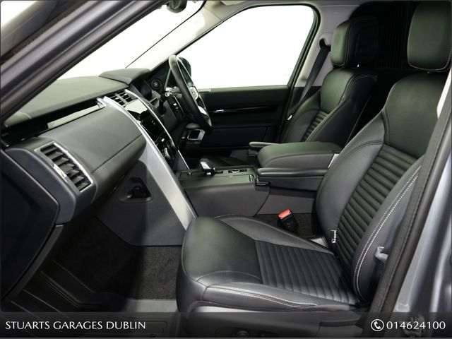 Image for 2024 Land Rover Discovery 3.0 SD6 SE Comm - Side Steps , Contrast Roof , Electric Two Pack , Cold Climate Pack , Adaptive Cruise 