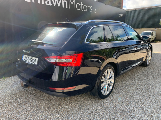 Image for 2022 Skoda Superb 1.5 TSI 150 BHP STYLE COMBI // ONE OWNER // EXCELLENT CONDITION // FULL SERVICE HISTORY // 02/28 NCT // LEATHER, HEATED SEATS AND REVERSE CAMERA // 