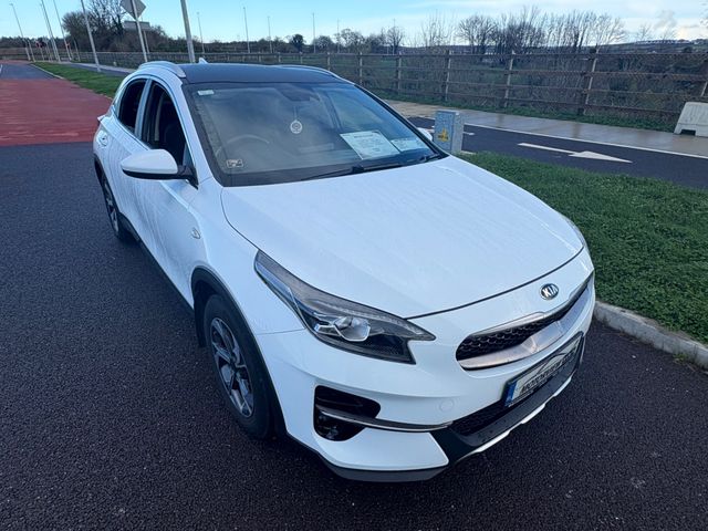Image for 2020 Kia XCeed sport edition , 1.0P Turbo warranty till 2027, Apple CarPlay, Multi-Function Steering Wheel, Reversing Camera, Alloy Wheels, USB Connection, 