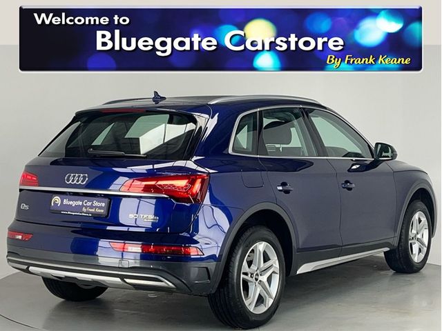 Image for 2023 Audi Q5 SPORT 50 TFSI E QUATTRO**FULL BLACK LEATHER INTERIOR**FRONT HEATED SEATS**TOUCH SCREEN MEDIA DISPLAY**APPLE CARPLAY**DRIVE SELECT MODES**REVERSE CAMERA**PARKING SENSORS**DUAL CLIMATE CONTROL**