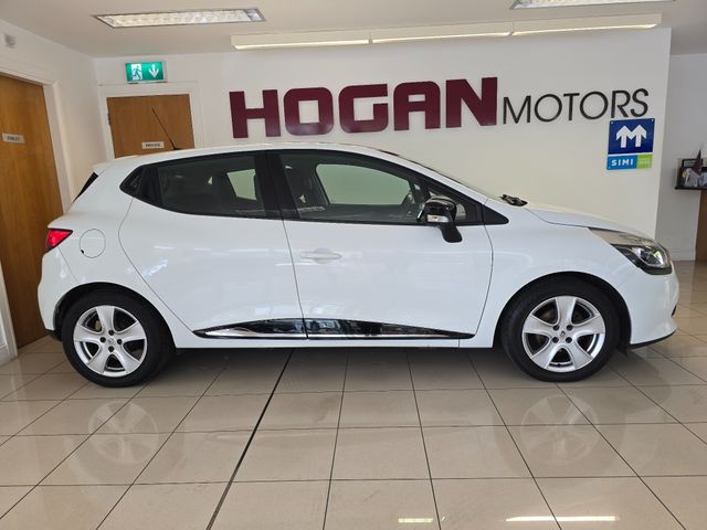 Image for 2014 Renault Clio Dynamique Nav 1.2 Petrol 5Dr H/B * New Model * 