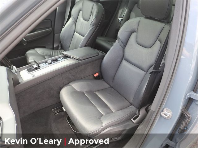 Image for 2023 Volvo XC60 T6 Recharge PHEV 350hp AT8 Core
