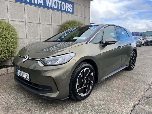 Image for 2024 Volkswagen ID.3 PRO 58KWH ELECTRIC //HEATED SEATS AND STEERING WHEEL//SAT NAV//LOW MILES//