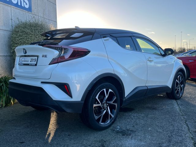 Image for 2019 Toyota C-HR SOL HYBRID AUTOMATIC 1.8 PETROL //HIGH SPEC//FULL LEATHER HEATED SEATS//KEYLESS ENTRY//REVERSE CAMERA//