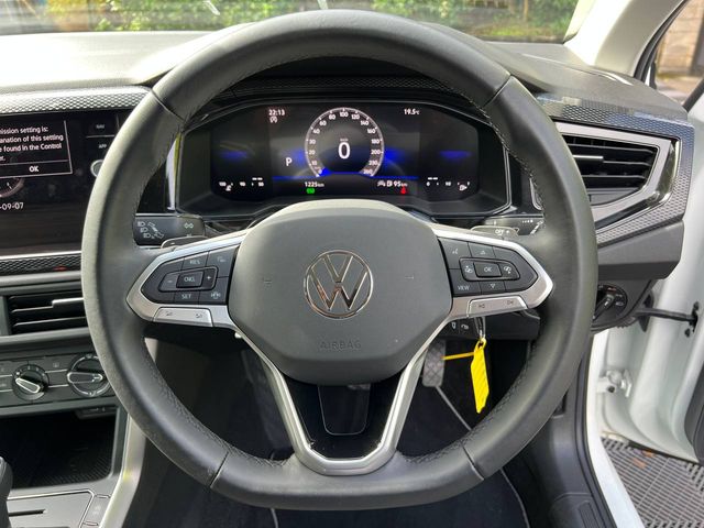 Image for 2025 Volkswagen Polo LIFE 1.0 TSI AUTO ** VERY LOW MILEAGE ** // APPLE CARPLAY/ANDROID AUTO // DIGITAL CLUSTER // ADAPTIVE CRUISE CONTROL
