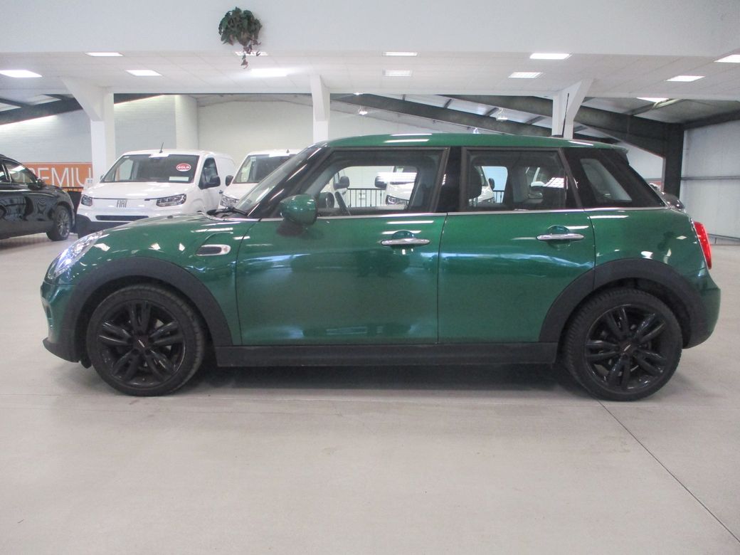 Image for 2021 Mini One Classic CLA4 5DR-ONE OWNER-LOW KM'S-A/C-ALLOYS-BLUETOOTH