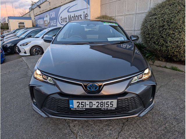 Image for 2025 Toyota Corolla SALOON LUNA AUTOMATIC HYBRID 1.8 PETROL //REVERSE CAMERA//ADAPTIVE CRUISE CONTROL//