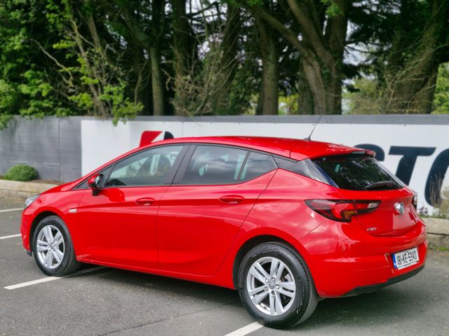 Image for 2018 Vauxhall Astra 1.6 CDTI DESIGN FINANCE AVAILABLE