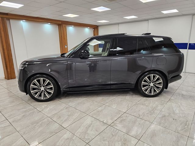 Image for 2025 Land Rover Range Rover AUTOBIOGRAPHY