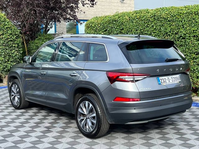 Image for 2023 Skoda Kodiaq 7-SEATER AMBITION 2.0 TDI AUTO // REVERSE CAMERA // DIAMOND CUT ALLOYS // APPLE CARPLAY/ANDROID AUTO