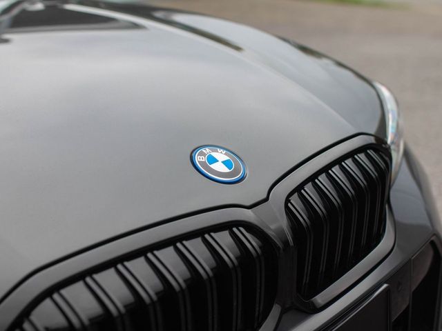 Image for 2026 BMW 3 Series 330e M Sport Pro
