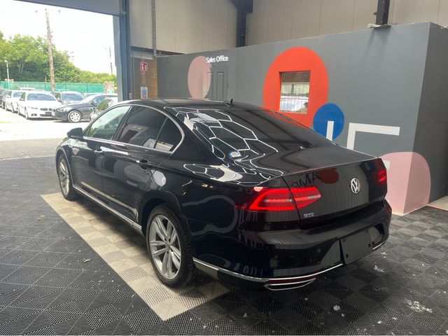 Image for 2016 Volkswagen Passat PASSAT GTE 1.4 PETROL HYBRID / 54k KMs / HEATED SEATS , REVERSE CAMERA , ADAPTIVE CRUISE & MORE