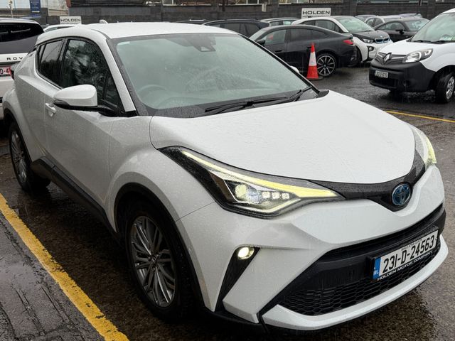 Image for 2023 Toyota C-HR Hybrid. Keyless Entry. Apple CarPlay