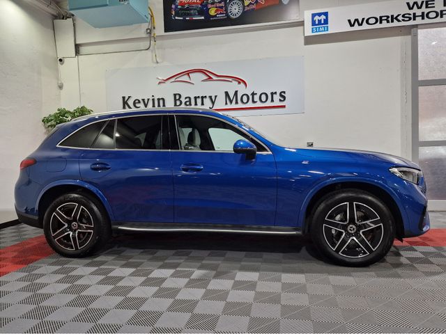 Image for 2023 Mercedes-Benz GLC Class 300E AMG LINE (31.2KWH BATTERY) 9G AUTOMATIC **ONE OWNER / APPLE CARPLAY / CRUISE CONTROL / FULL NEVA GREY LEATHER / HEATED FRONT SEATS / REVERSE CAMERA / SAT NAV / WIRELESS PHONE CHARGING**