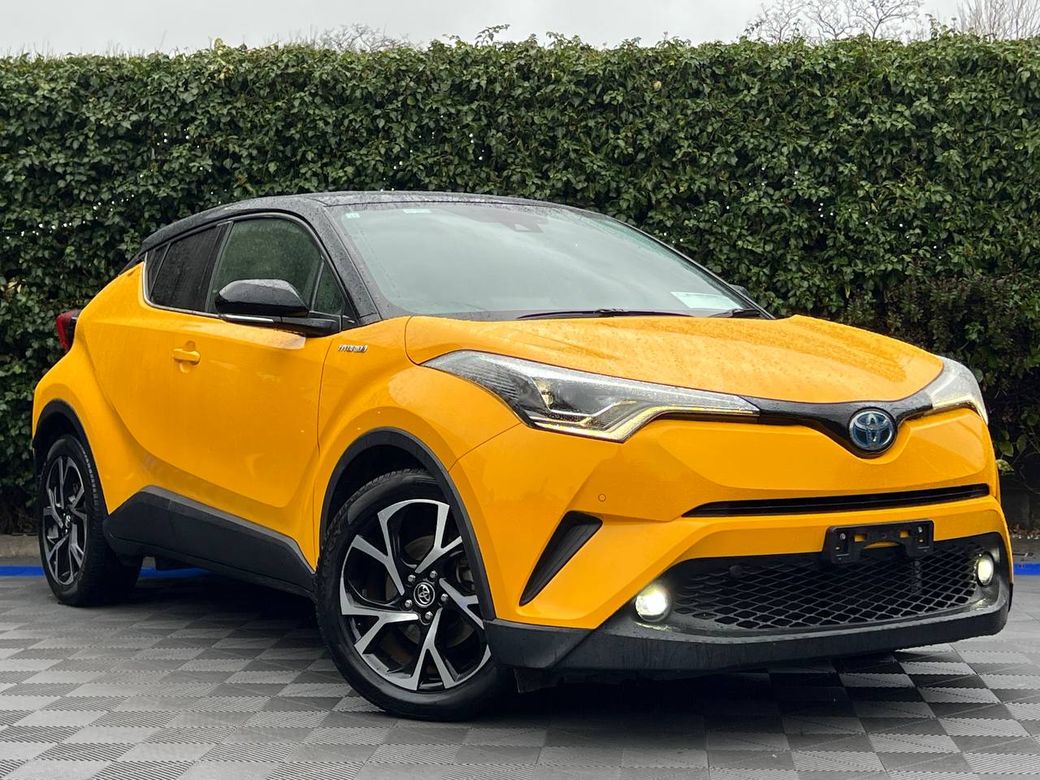 Image for 2018 Toyota C-HR 1.8 HYBRID // SERVICE HISTORY // 18" DIAMOND CUT ALLOYS // ADAPTIVE CRUISE CONTROL