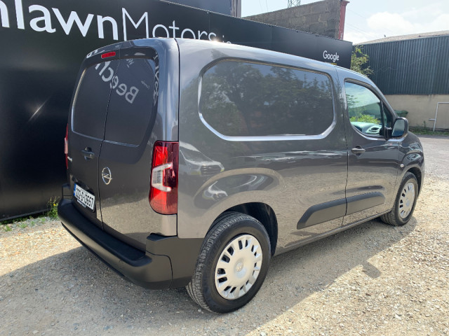 Image for 2022 Opel Combo E ELECTRIC VAN AUTO L1H1 // PRICE EXCL. VAT // VERY LOW MILEAGE // EXCELLENT CONDITION // 08/26 CVRT // 