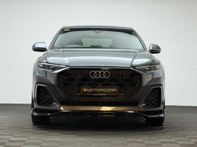 Image for 2025 Audi Q8 TFSI E QUATTRO S LINE