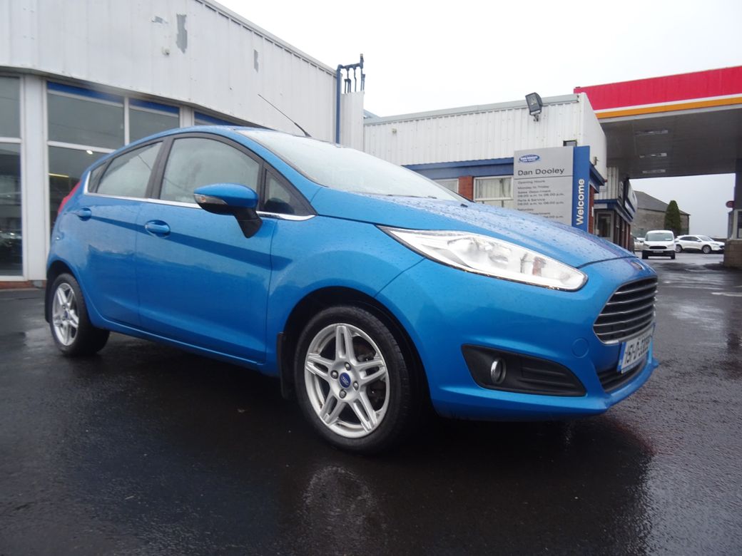 Image for 2015 Ford Fiesta Titanium Automatic 1.0 ECO 100PS 