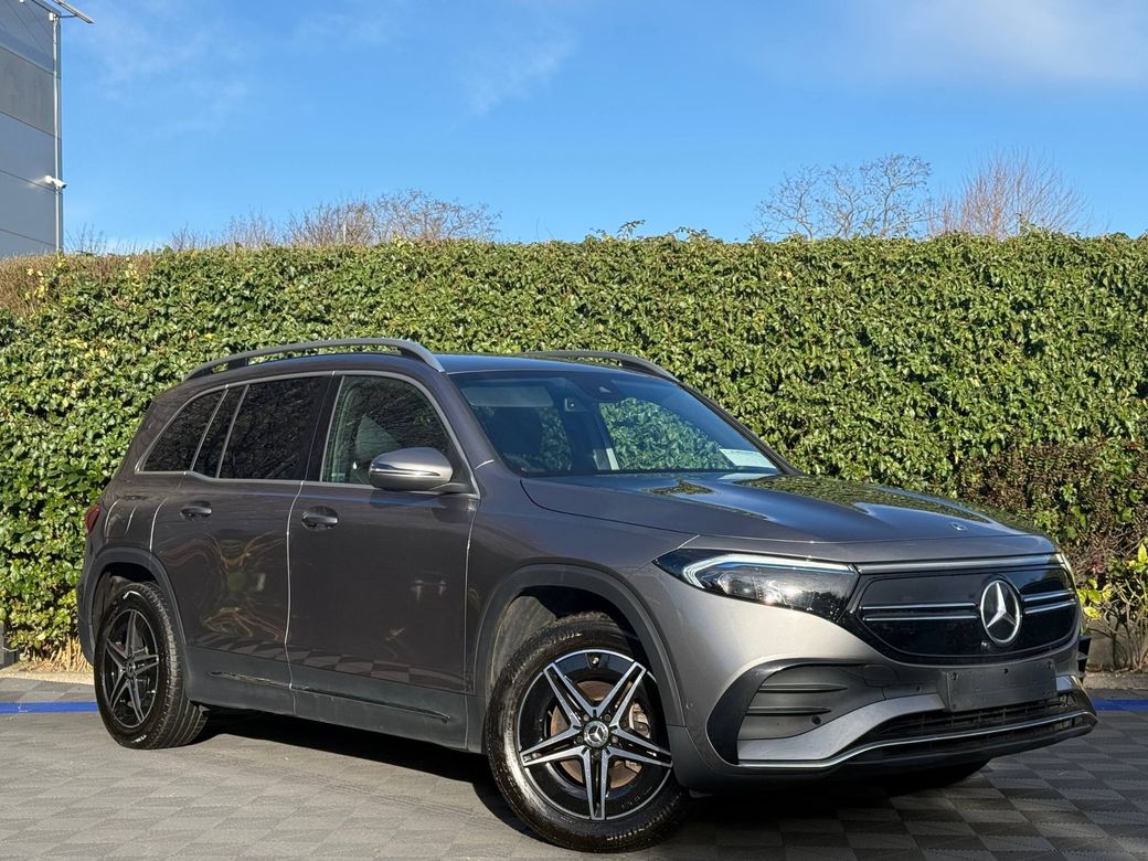 Image for 2024 Mercedes-Benz EQB EQB350 4MATIC AMG-LINE PREMIUM 7-SEATER // VIRTUAL COCKPIT // 18" AMG-LINE ALLOYS // HEATED SEATS