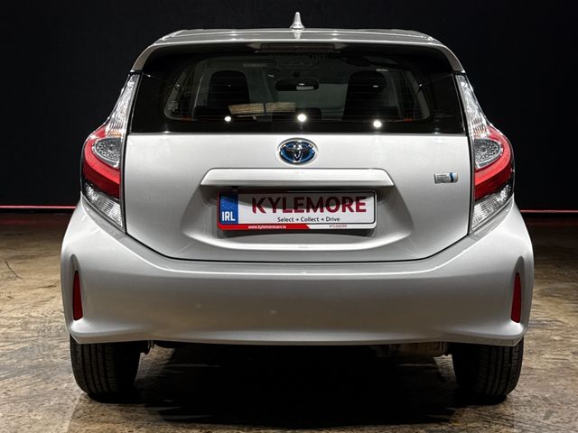Image for 2019 Toyota Aqua 1.5 HYBRID AUTOMATIC - REVERSE CAMERA