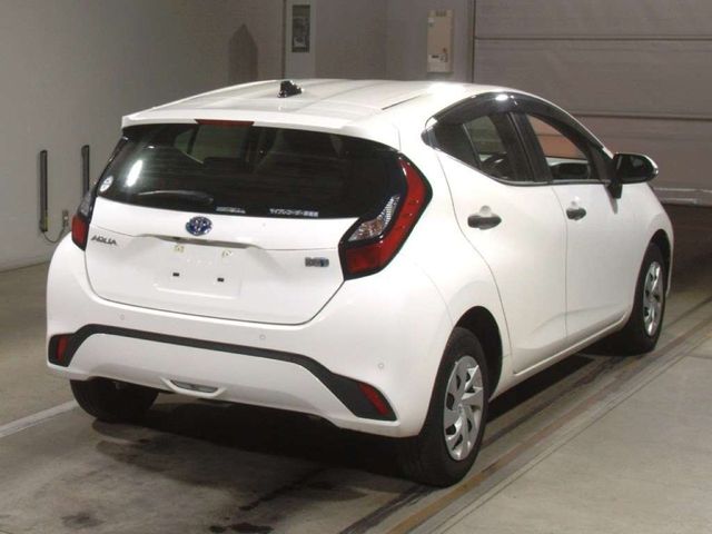 Image for 2022 Toyota Aqua 1.5 HYBRID - PUSH BUTTON START- TOYOTA SAFETY SENSE - CRUISE CONTROL - REAR CAMERA