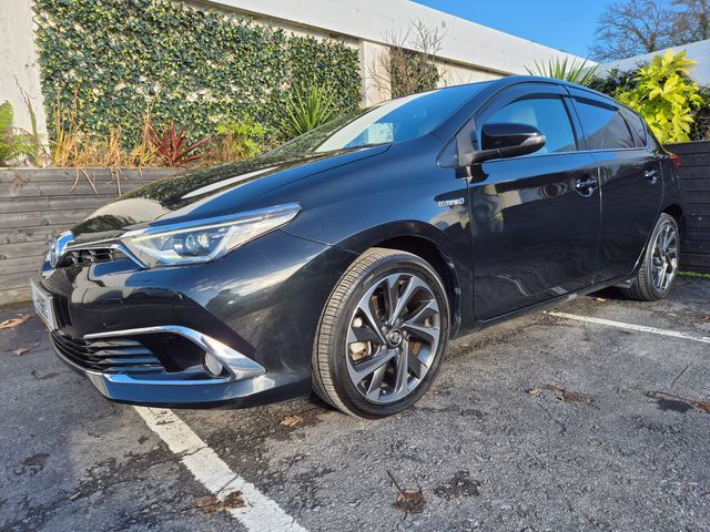 Image for 2016 Toyota Auris 1.8 HYBRID / SOL G-APCK / LOW MILEAGE / TAX €170