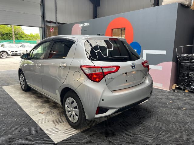 Image for 2018 Toyota Vitz 2018 TOYOTA VITZ HYBRID F 1.5 AUTOMATIC / CRUISE CONTROL / REVERSE CAMERA AND MORE