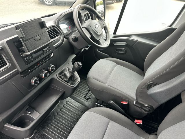 Image for 2024 Nissan Interstar L2 H2 2.3D 135HP FWD MANUAL