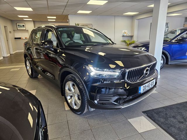 Image for 2020 Volvo XC40 D3 MOMENTOM AUTO 150 BHP