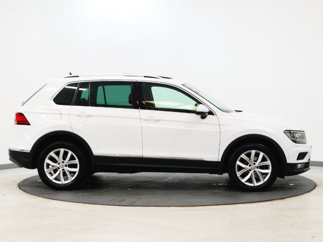 Image for 2020 Volkswagen Tiguan *91* H-line 2.0tdi 4motion 4wd