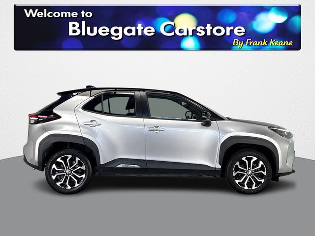 Image for 2022 Toyota Yaris Cross CR CROSS LUNA SPORT**MULTIFUNCTIONAL STEERING WHEEL**DIGITAL DASH**TOUCH SCREEN MEDIA DISPLAY**REVERSE CAMERA**AIR CONDITIONING**DRIVE MODES**EV MODE**ELECTRIC MIRRORS**FINANCE ARRANGED**