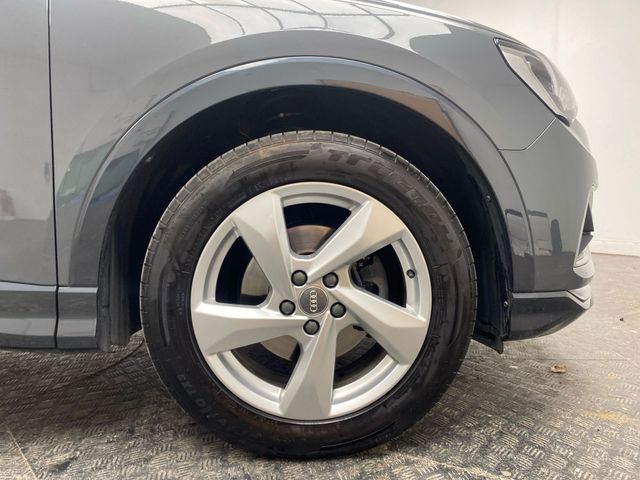 Image for 2020 Audi Q3 35 TDI 150HP S Tronic SE