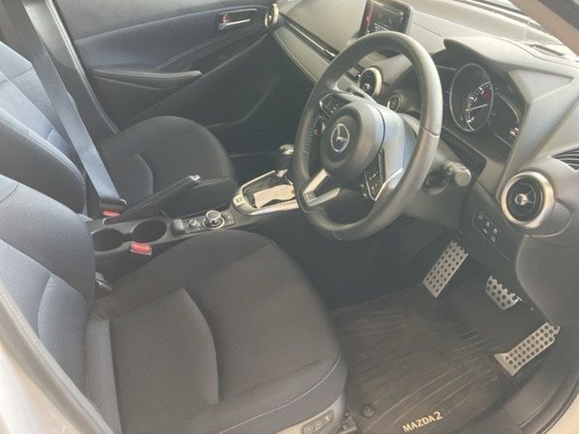 Image for 2020 Mazda Mazda2 PROACTIVE PACKAGE - CHROME PLATING - FACTORY ALLOYS - CRUISE CONTROL - 360 REVERSE CAMERA