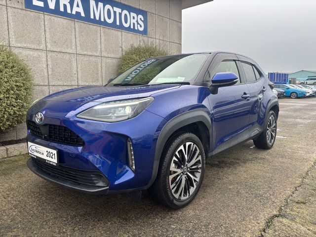 Image for 2021 Toyota Yaris Cross Z HYBRID AUTOMATIC 1.5 PETROL //MASSIVE SPEC//HALF LEATHER HEATED SEATS//KEYLESS ENTRY//360 PARKING CAMERAS//