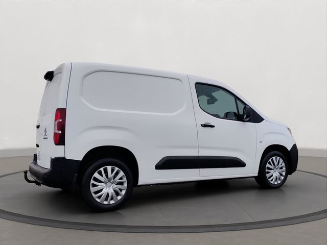 Image for 2020 Peugeot Partner 