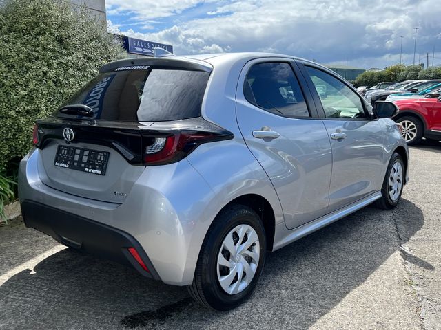 Image for 2024 Toyota Yaris X HYBRID AUTOMATIC 1.5 PETROL //VERY LOW MILES//AS NEW//REVERSE CAMERA//ADAPTIVE CRUISE CONTROL// 