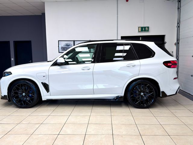 Image for 2024 BMW X5 X5 50e Msport- Comfort & Tech pack