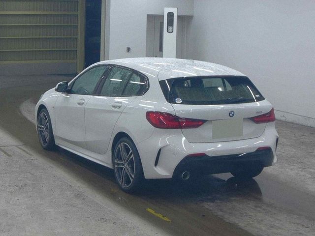 Image for 2024 BMW 1 Series 118I M SPORT - 1.5 AUTOMATIC - UPGRADED ALLOYS - HALF LEATHER - M SPORT STITCHING/BADGING - DIGITAL DASH - REAR CAMERA/PARKING RADAR