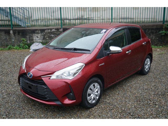 Image for 2017 Toyota Vitz Hybrid 