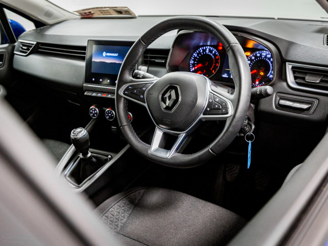 Image for 2022 Renault Clio **Supe low mileage** Dynamique 1.0 Petrol 90HP